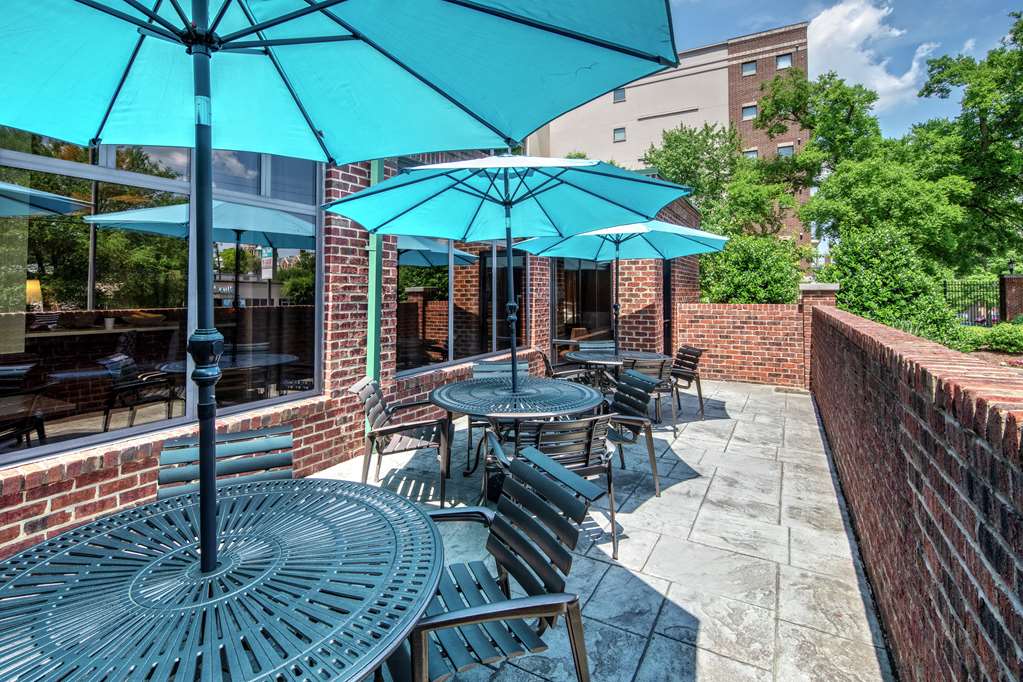 Hampton Inn & Suites Nashville-Vanderbilt-Elliston Place