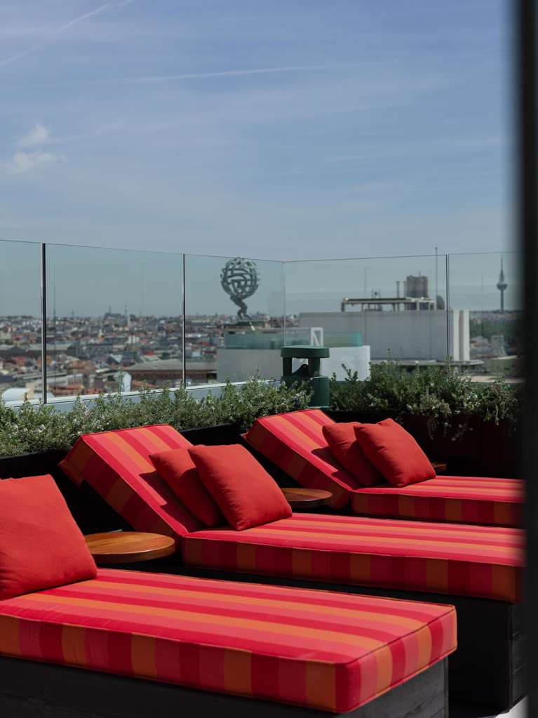 Hotel Montera Madrid Curio Collection by Hilton