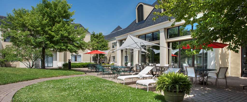 DoubleTree by Hilton Chicago Wood Dale - Elk Grove