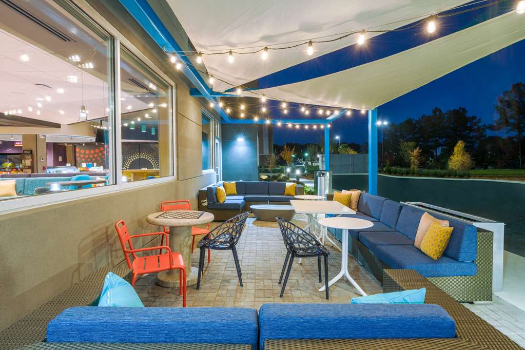 Tru by Hilton Savannah Airport