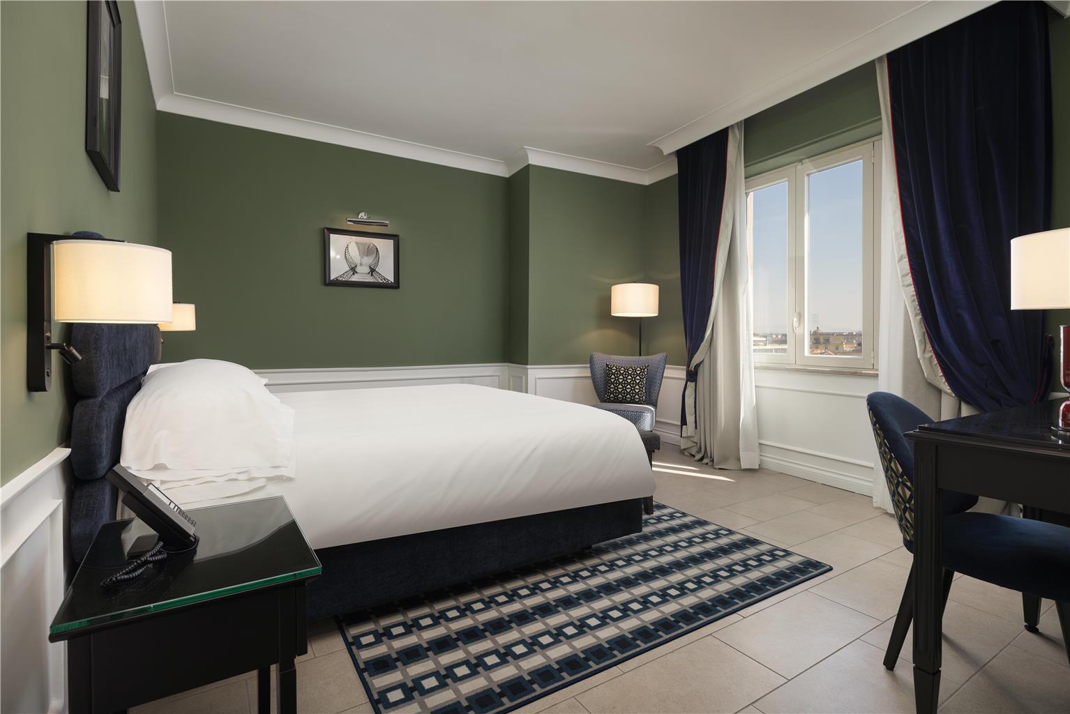 DoubleTree by Hilton Naples Oriente