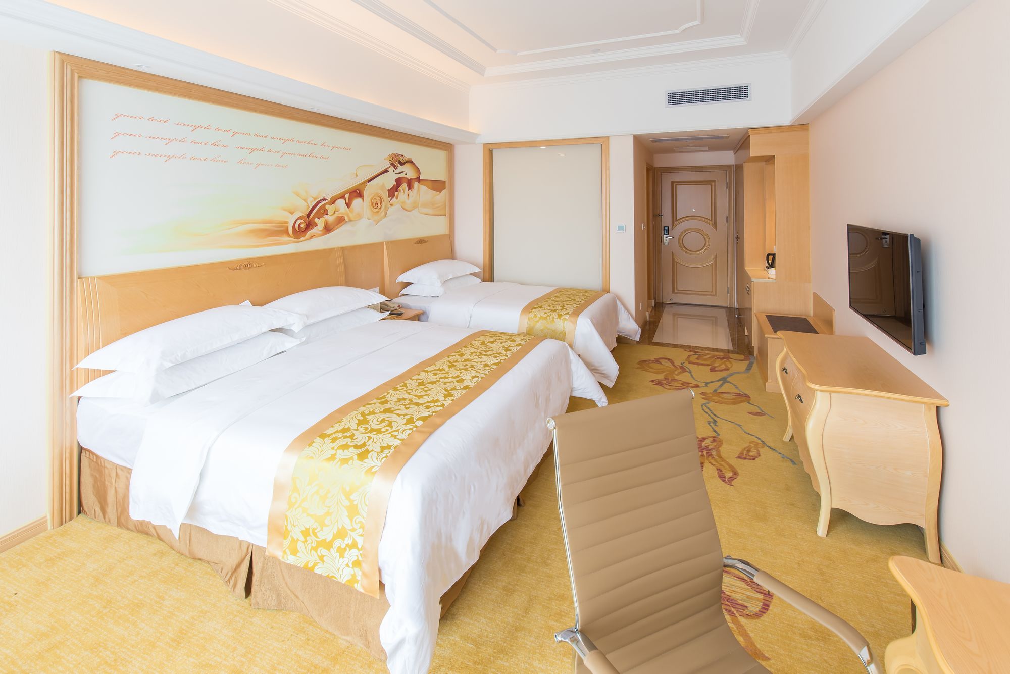 Royale International Hotel