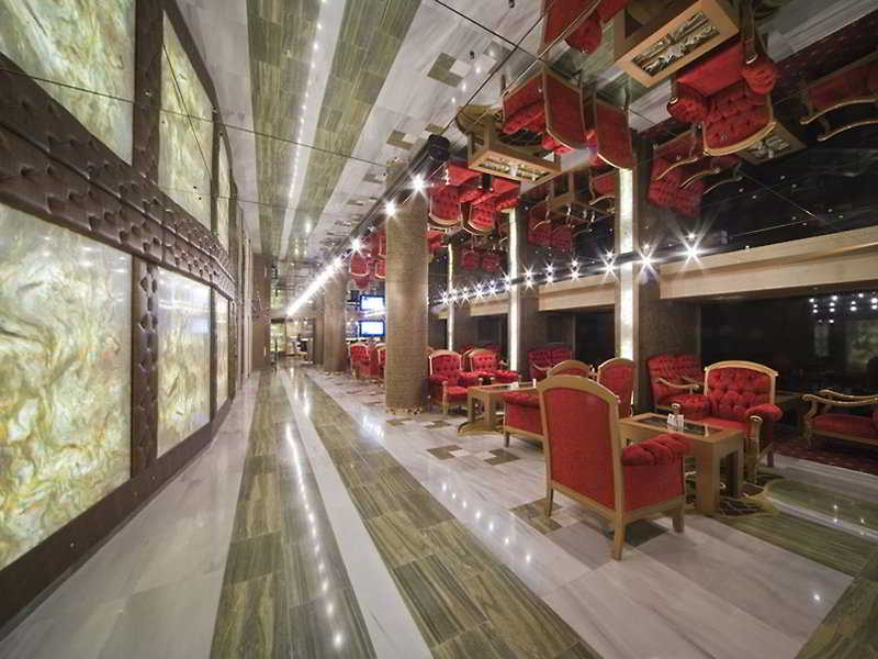 Ilkbal Deluxe Hotel