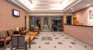 Authong Residence