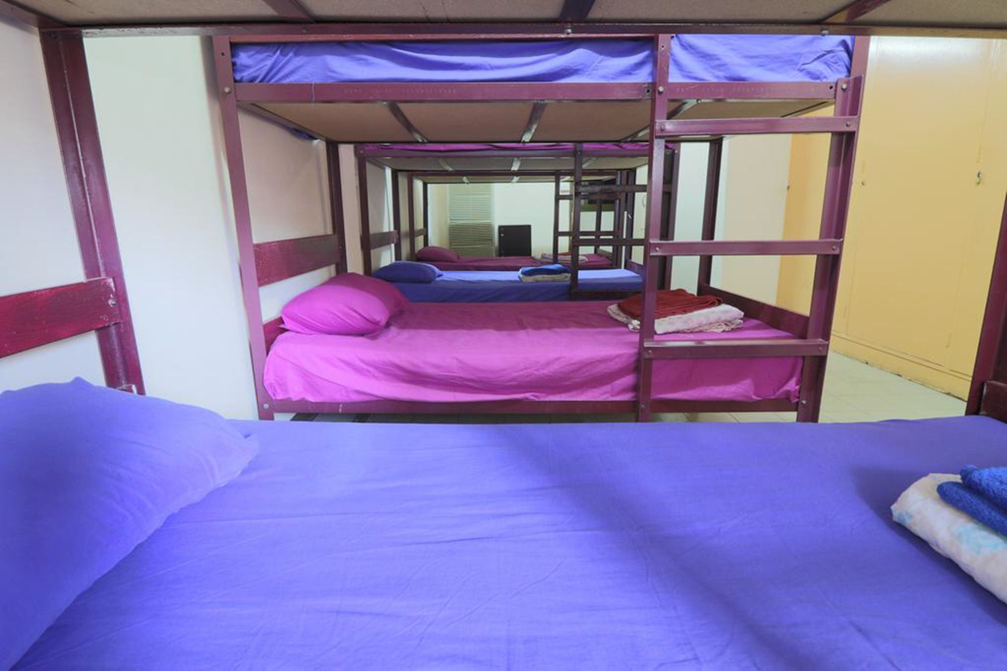 Yaya Guesthouse - Hostel