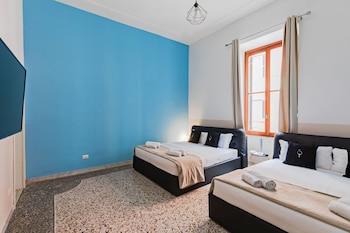 A World Aparts - 55 Palermo