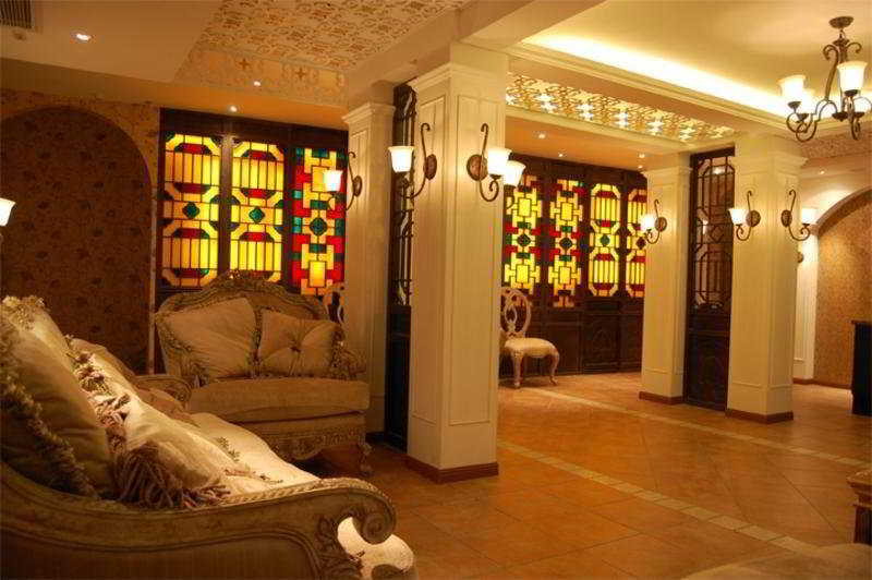 Royal Garden Inn
