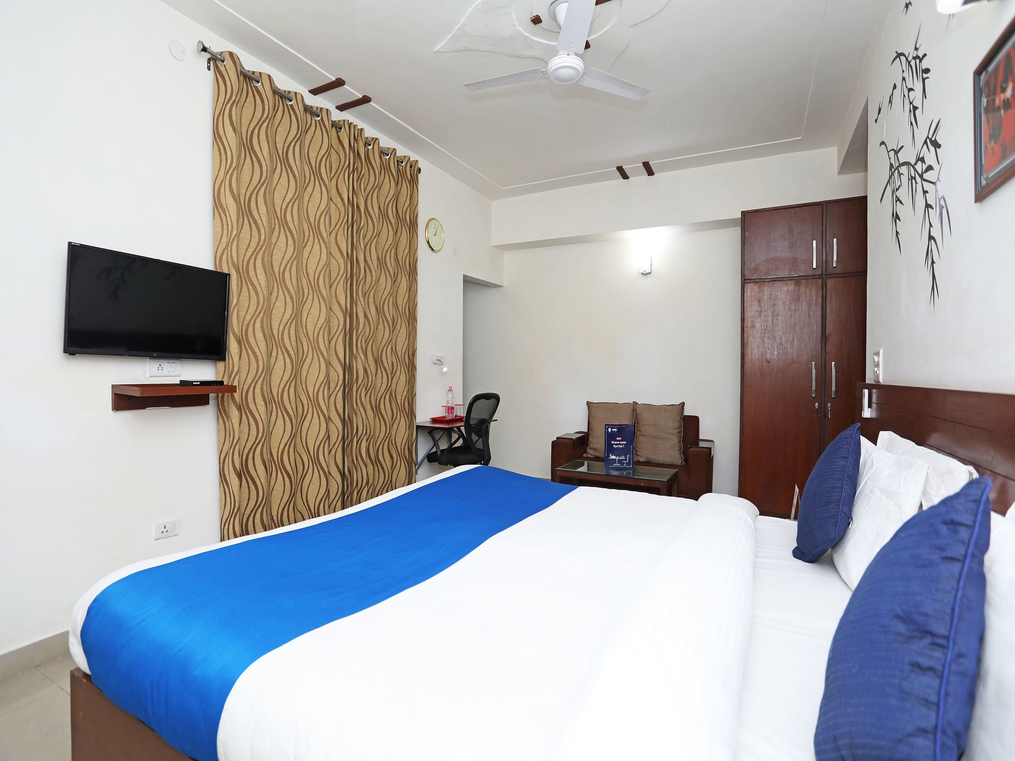 K V Complex by OYO Rooms