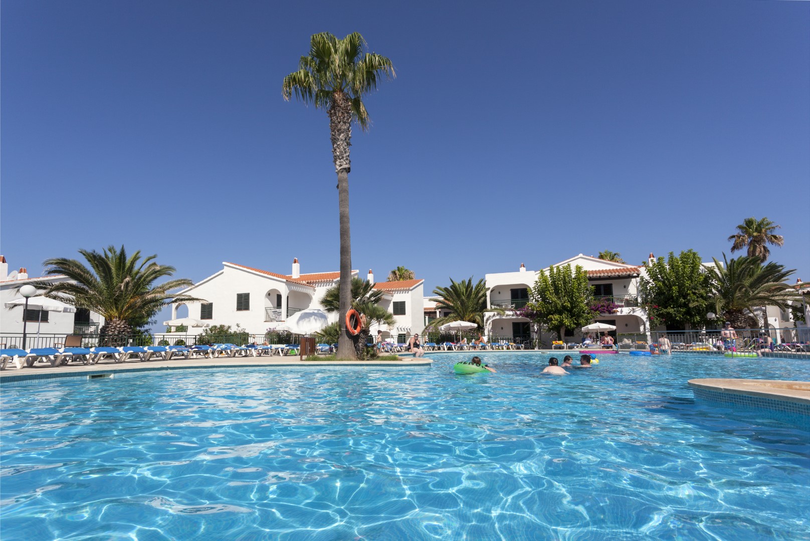 Oasis Park Apartamentos