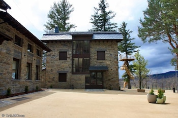 Villa Lucerna Sports And Hotel Resort