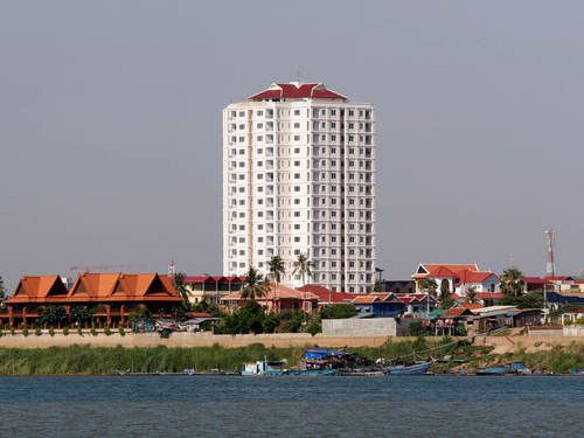 Mekong View Apartment & I