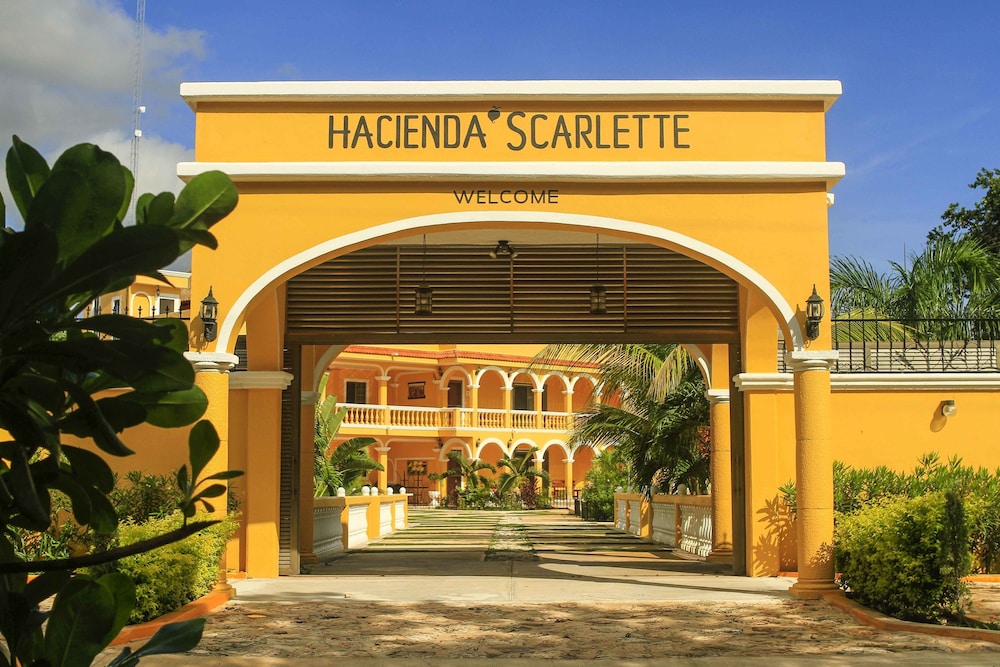 Hotel Hacienda Scarlette