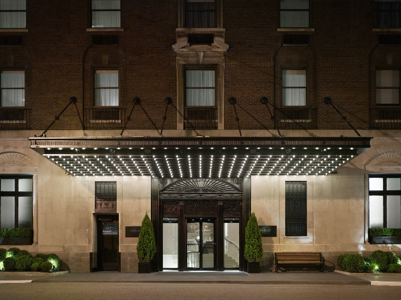 The Chicago Hotel Collection Ambassador Gold Coast