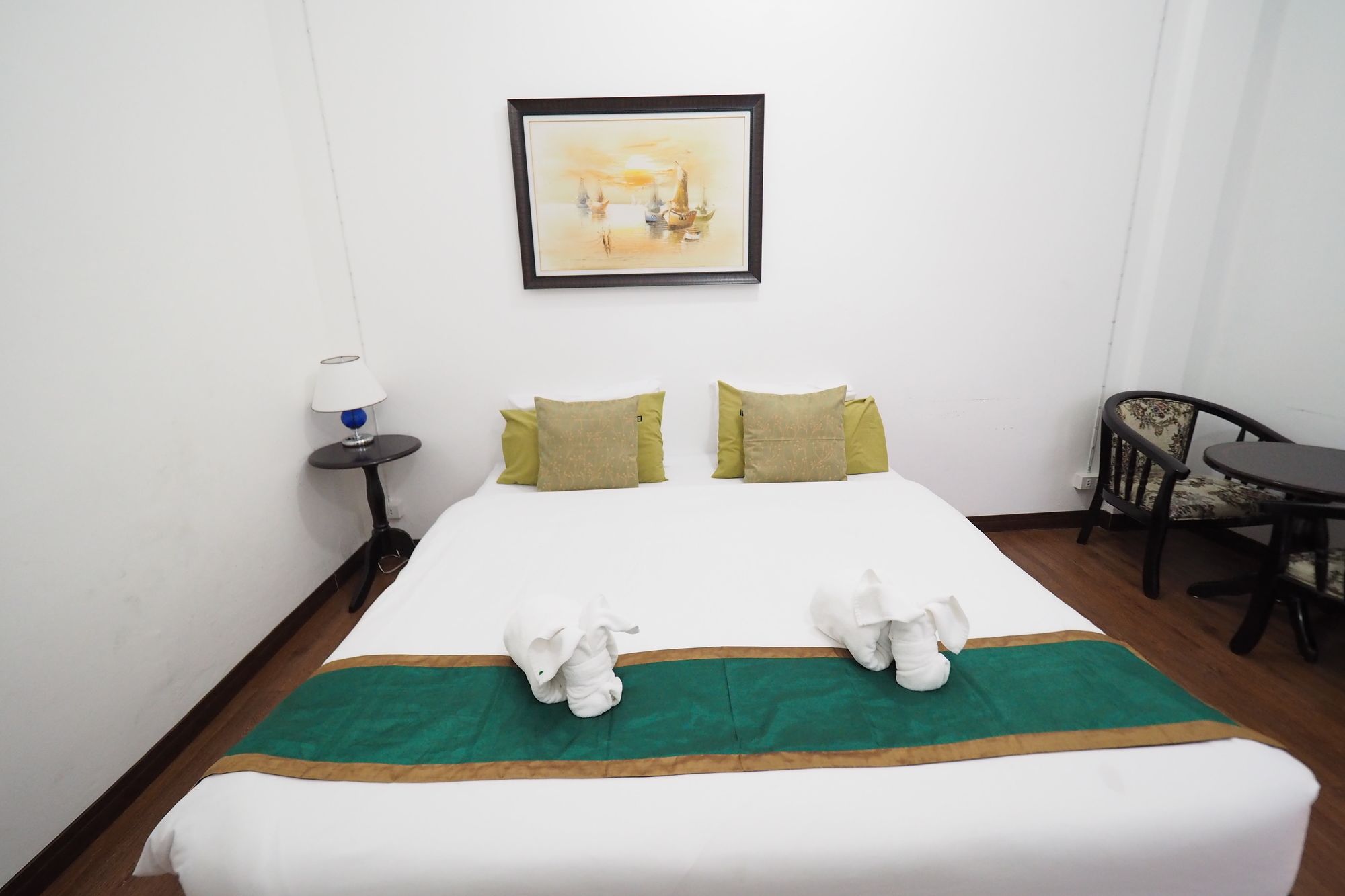 Siri Krabi Hostel