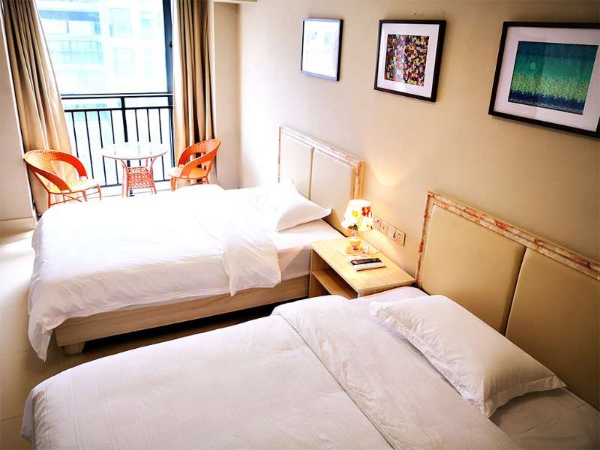 Bajie Youth Hostel Tianmenshang Train Station