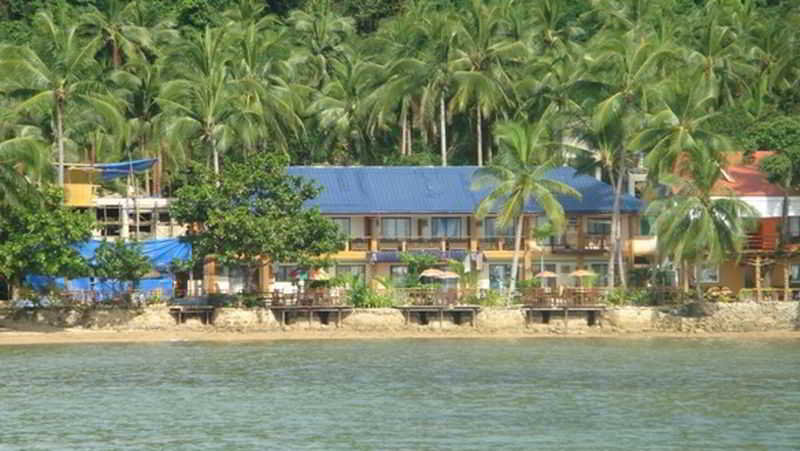 Four Seasons Seaview Hotel