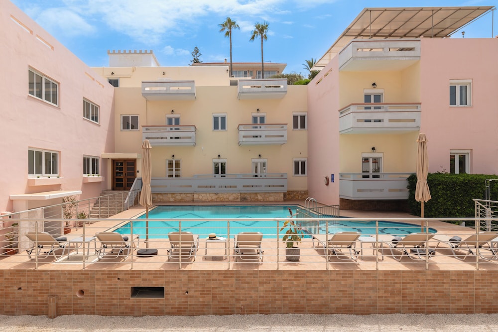 Galaxy Hotel Apartments