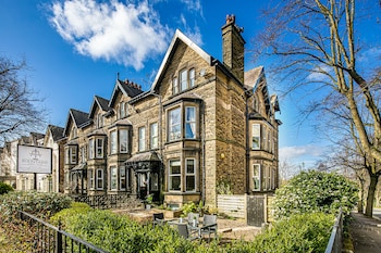 Fountains Guest House - Harrogate Stays