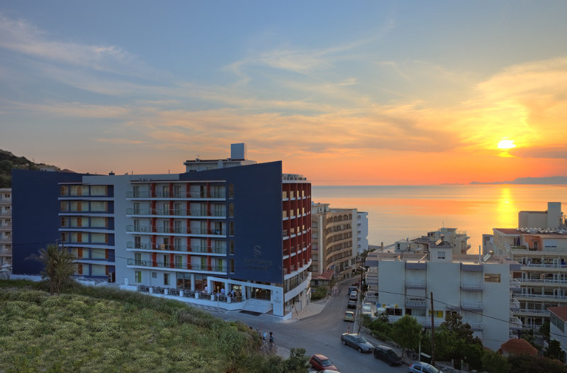 Semiramis City Hotel