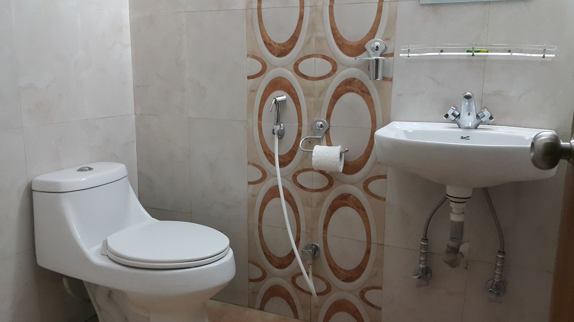 Hotel Bishram