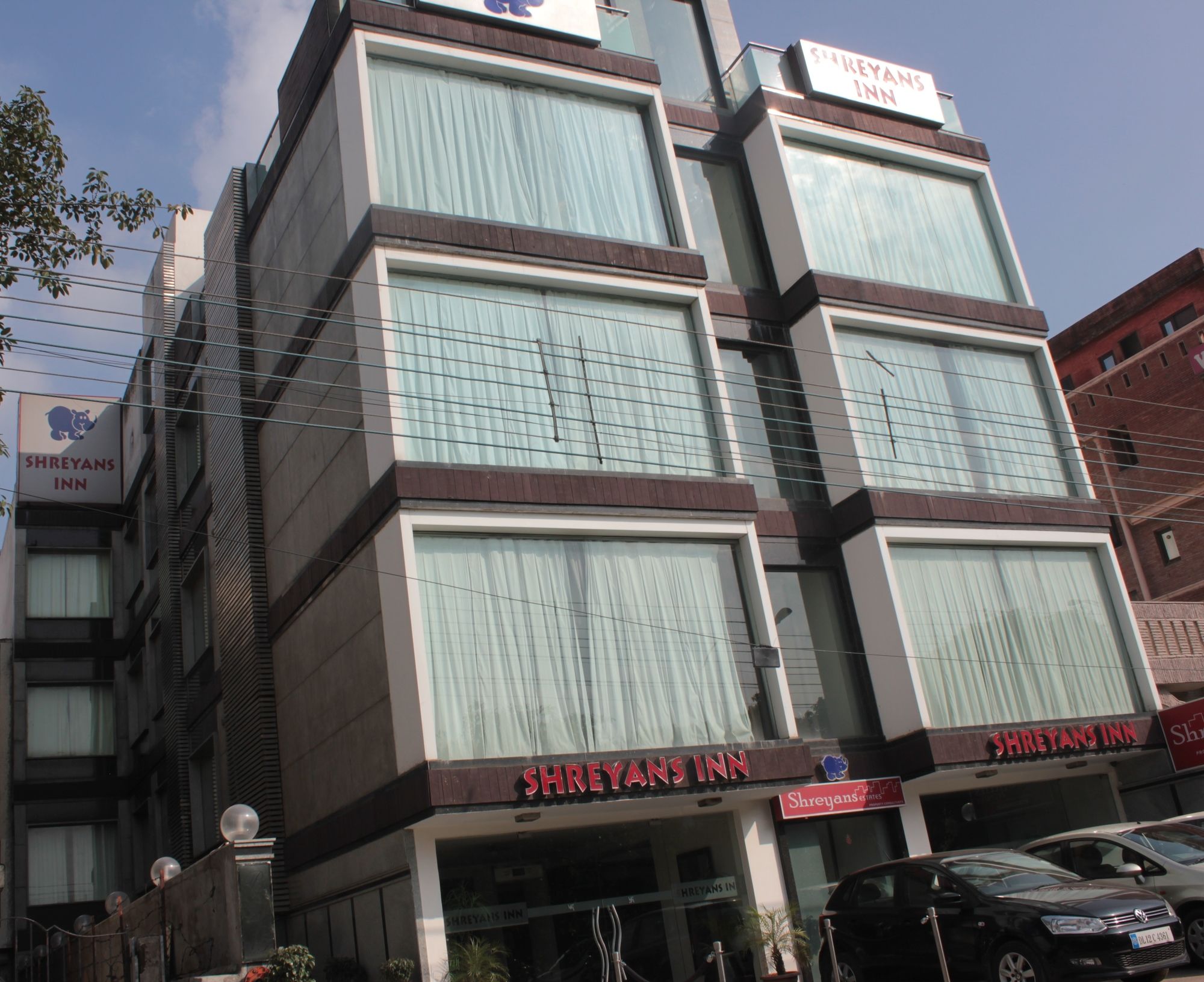 Hotel Shreyans Inn