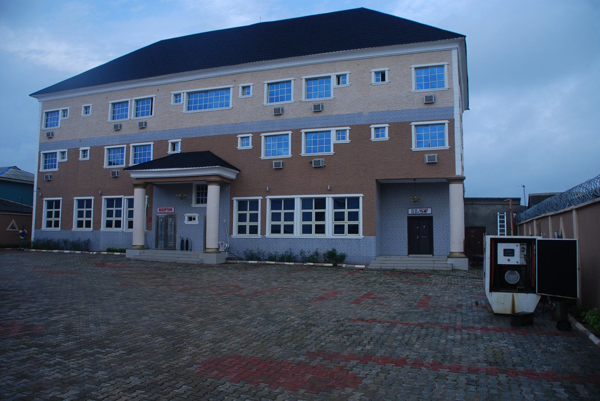 Jaftel Hotels & Suites