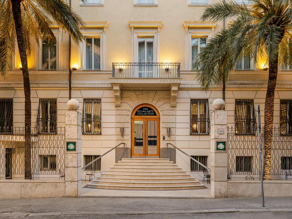 Mia Room Mate Collection