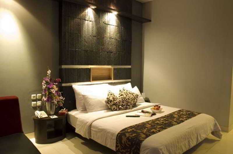 Hotel Santika PasirKaliki