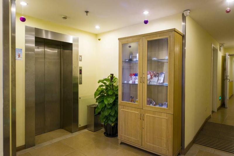 Home Inn Nanjing Liuhe Dian