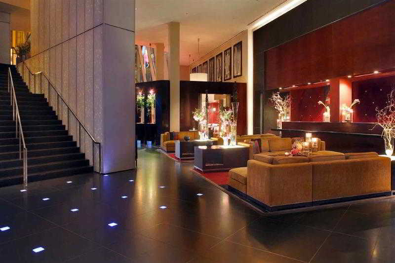 Sofitel Chicago Magnificent Mile