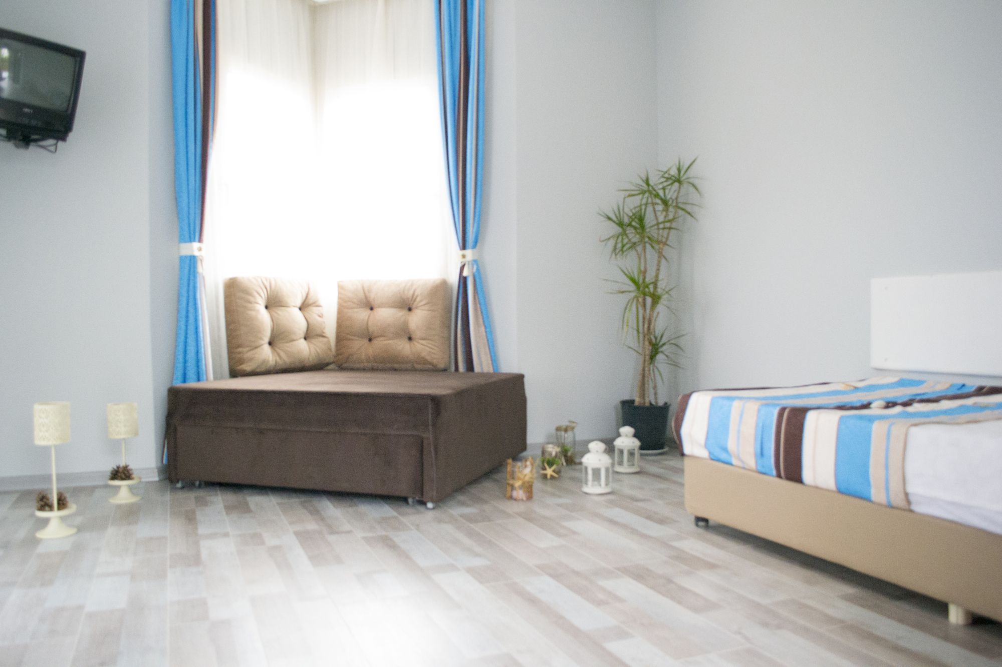 Tasev Apart Hotel