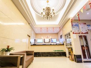 Greentree Alliance Suzhou Zhangjiagang Huachang Road Bus Station Hotel
