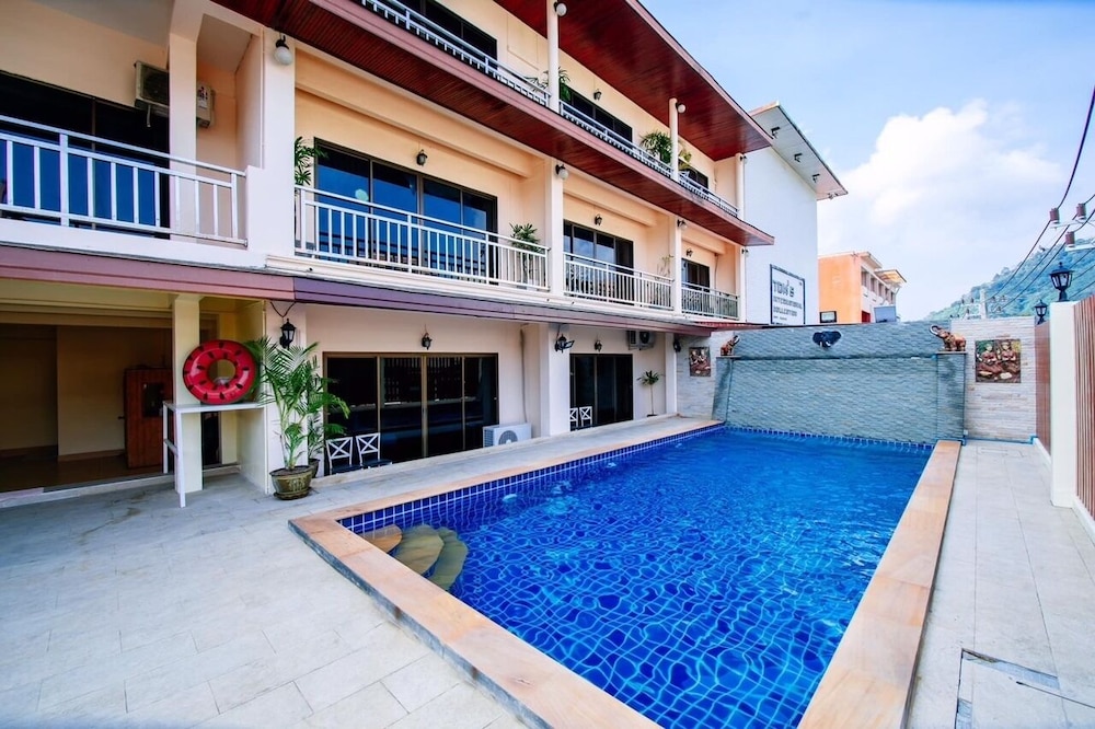 Marine Inn and Wanna House