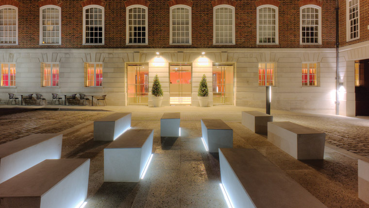 Apex Temple Court Hotel