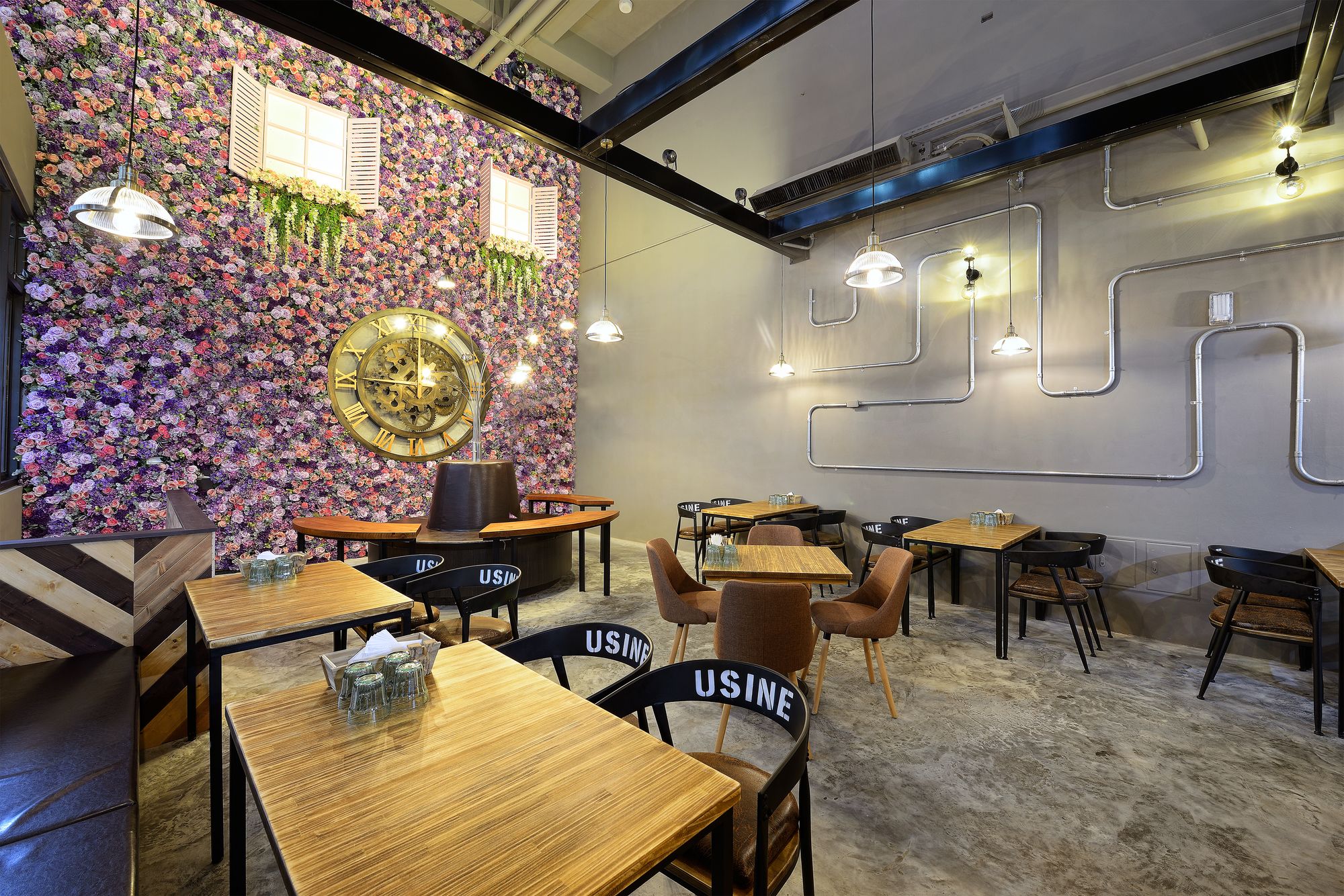 Aroma Chew Hotel