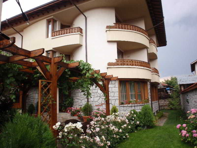 Lina Guest house