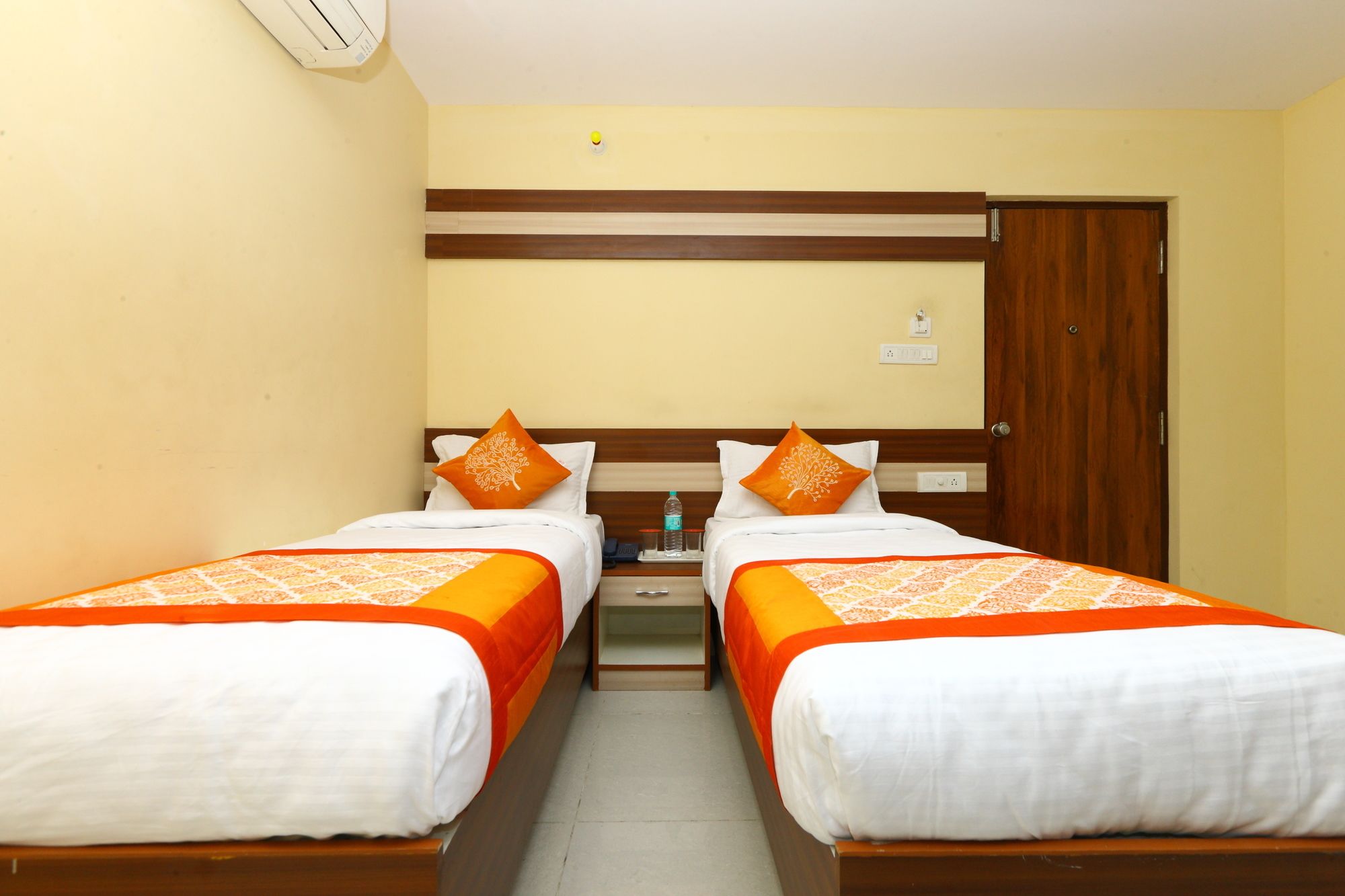 Krishna Prasad By OYO Rooms