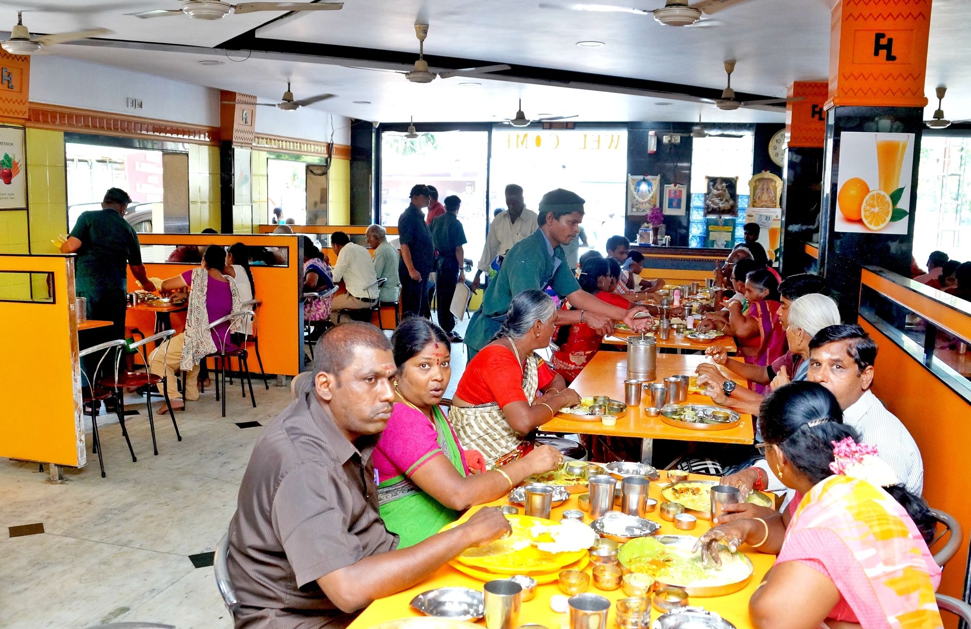 Hotel Raaj Bhaavan