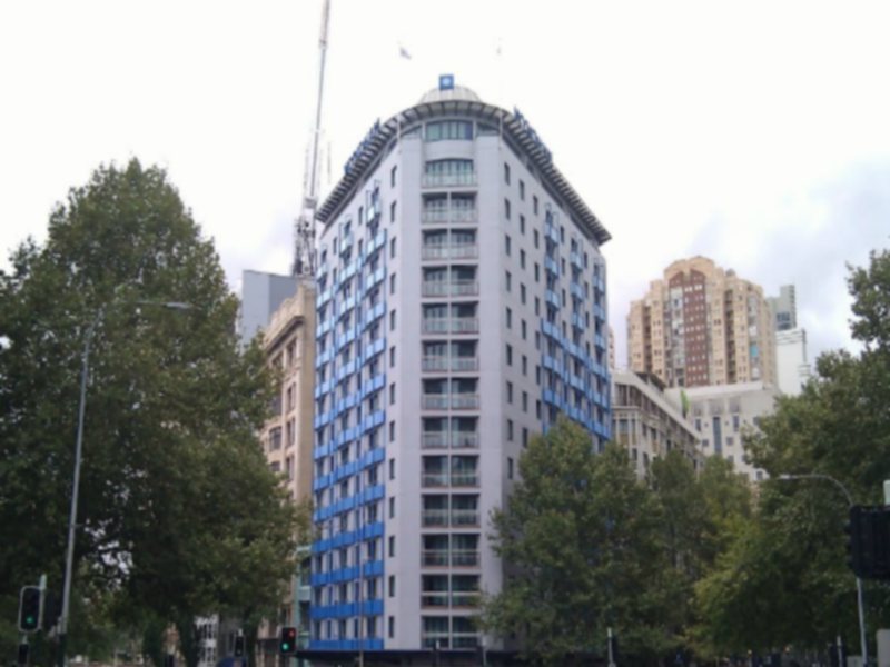 Wyndham Sydney Suites