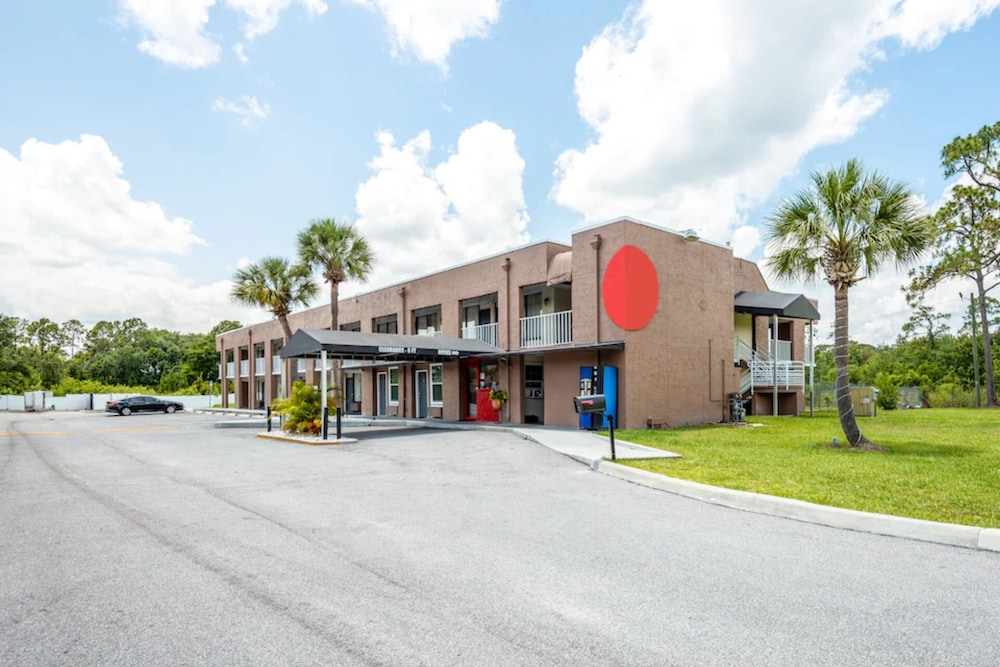 OYO Hotel Kissimmee West