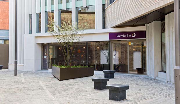 Premier Inn London Bridge Hotel