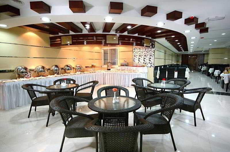 Golden Square Hotel Apartments