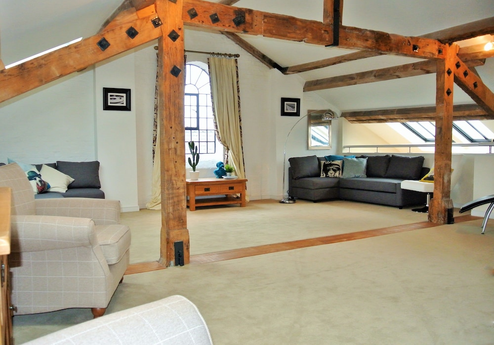 Approved Service Apartments Steam Mill