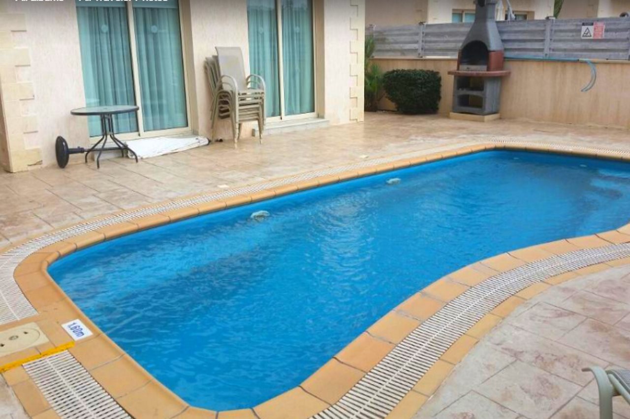 Amadora Luxury Villas