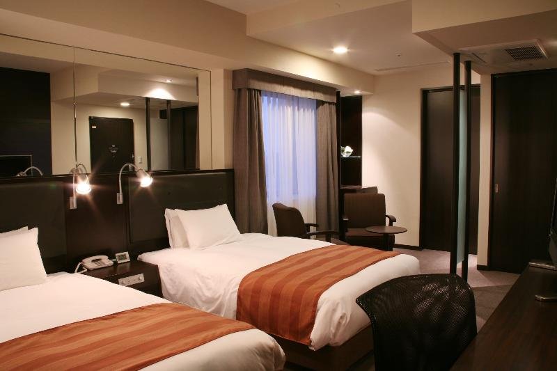 JR-East Hotel Mets Koenji