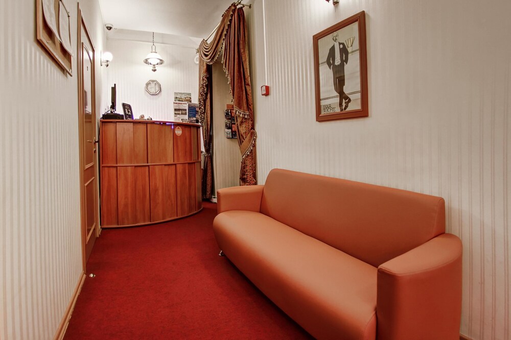 Popov Hotel