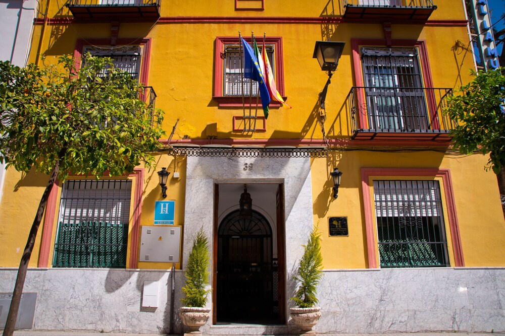 Hostal La Muralla