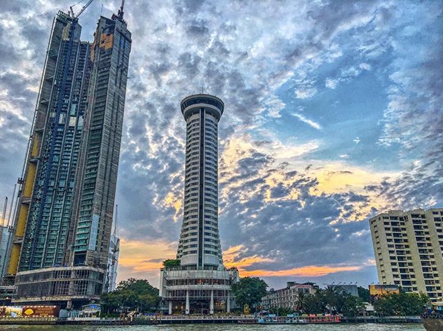 Royal Orchid Sheraton Hotel & Towers