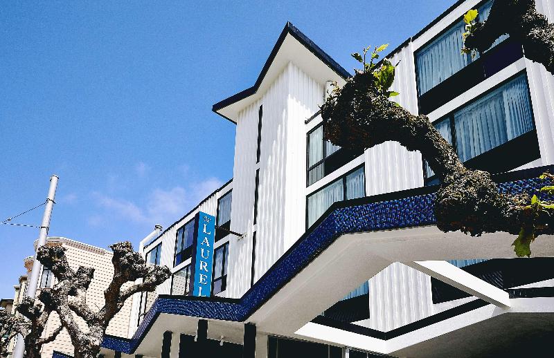 The Laurel Inn