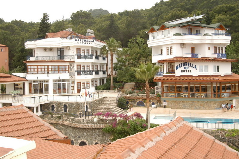 Naturella